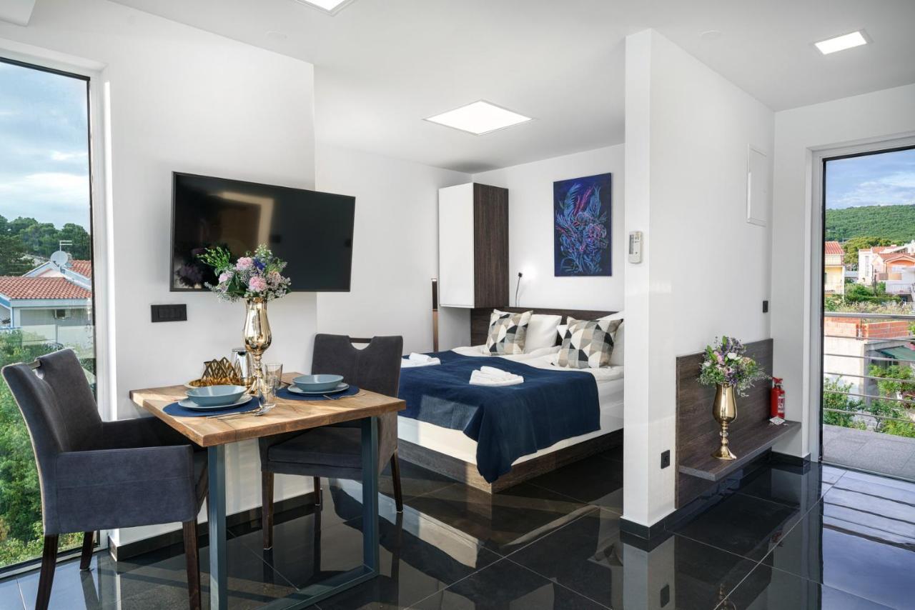 Alexandra Apartments Tribalj Εξωτερικό φωτογραφία